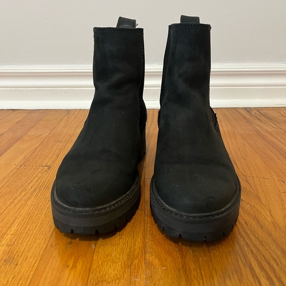 Black Timberland Boots, Size 8. - Picture 6 of 6